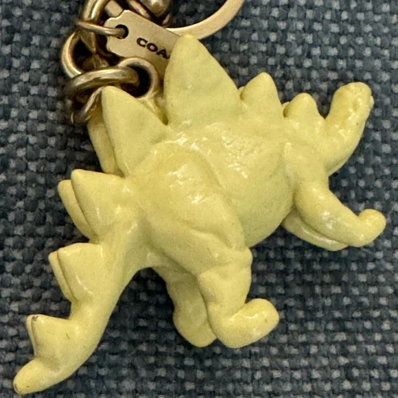 Coach Yellow Stegosaurus Dinosaur charm keychain - Picture 4 of 4